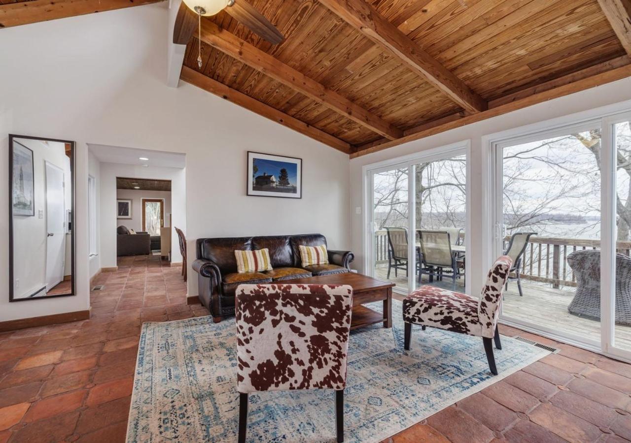 2 Bedroom Newly Renovated Waterfront Home; 10 Min From Mgm & The Gaylord Fort Washington Extérieur photo