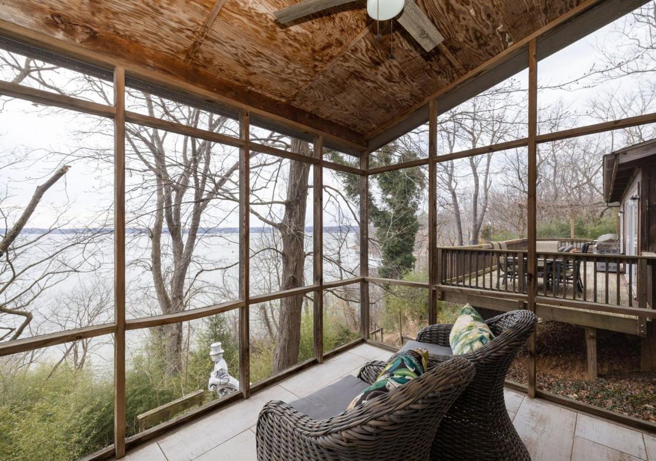 2 Bedroom Newly Renovated Waterfront Home; 10 Min From Mgm & The Gaylord Fort Washington Extérieur photo