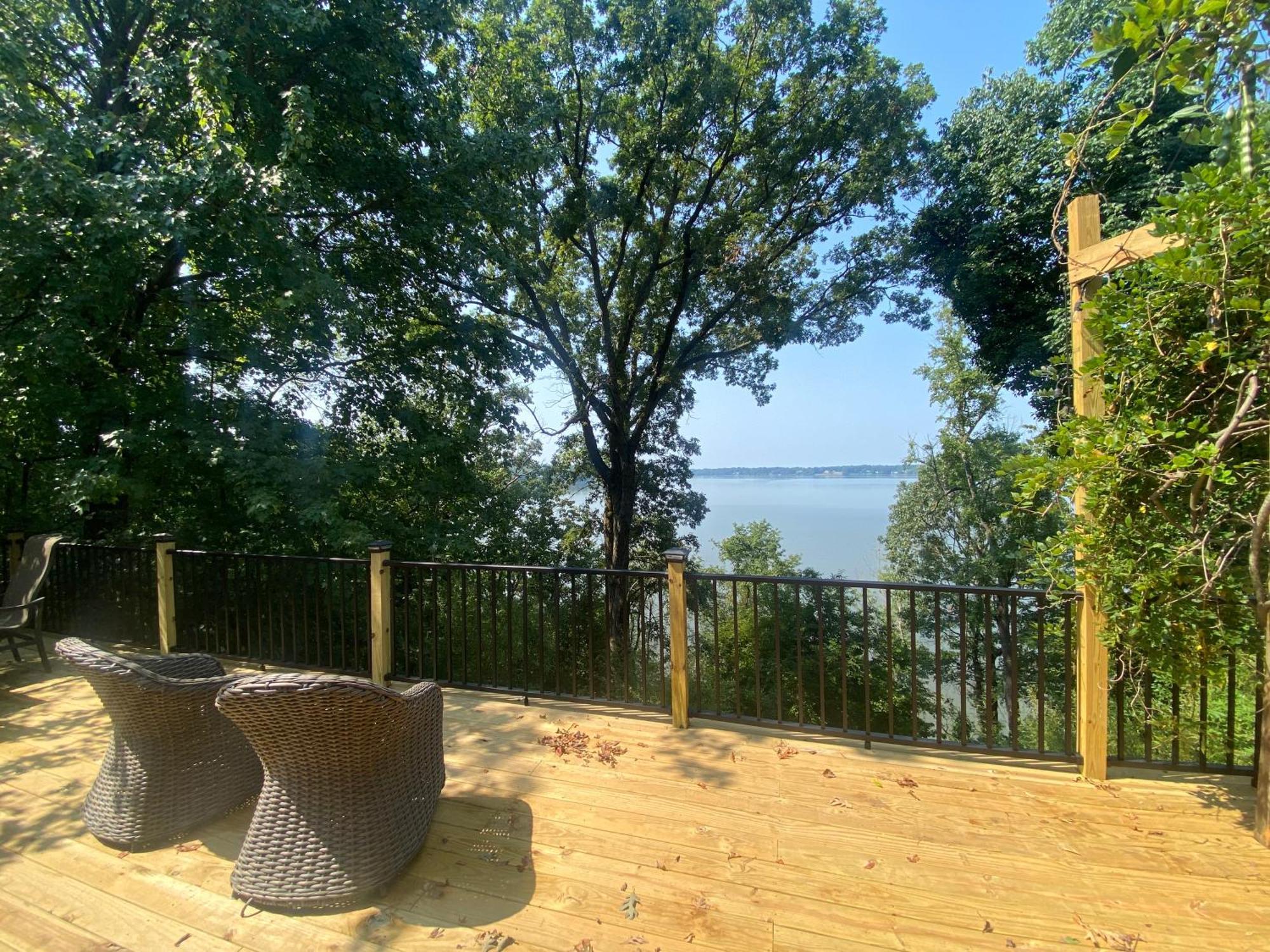2 Bedroom Newly Renovated Waterfront Home; 10 Min From Mgm & The Gaylord Fort Washington Extérieur photo